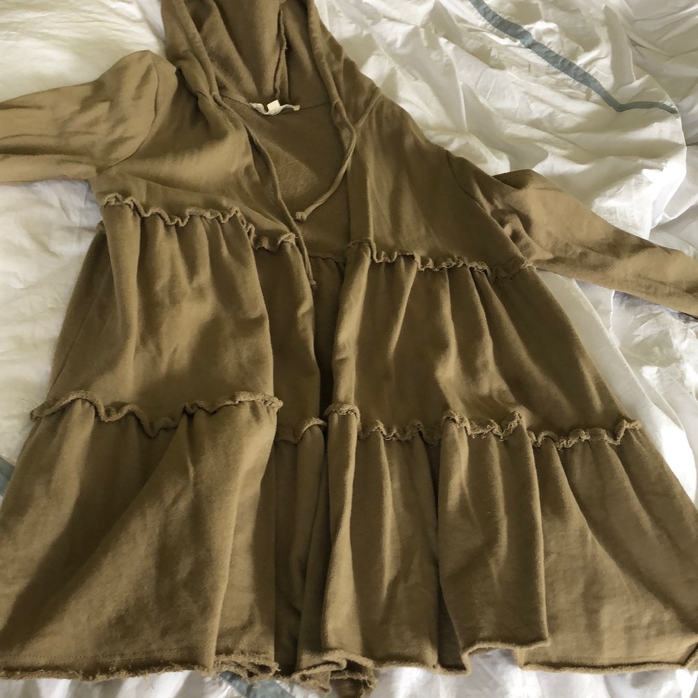 Stylish spring jacket with hood